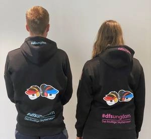 DFS Hettegenser ( Rosa Logo)